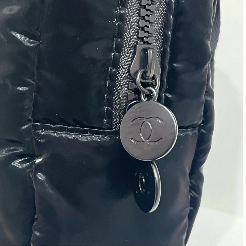 CHANEL puffy makeup